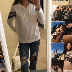 Women’s hooded long sleeve